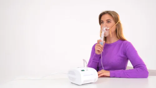 Ингалятор компрессорный с тремя распылителями Little Doctor LD 221С