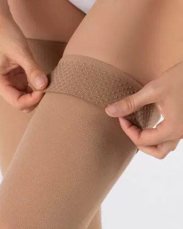 Чулки компрессионные OFA BAMBERG Classic унисекс 2 класс компрессии с закрытым носком и гладкой резинкой на широкое бедро цвет бежевый