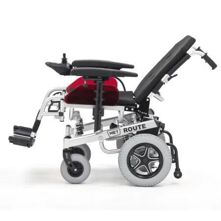 Кресло-коляска с электроприводом МЕТ ROUTE 14, амортизирующей подвеской и регулируемой шириной сиденья 43-55 см