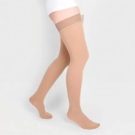 Чулки компрессионные IDEALISTA ID-300W унисекс 1 класс компрессии с закрытым носком и гладкой резинкой на широкое бедро цвет карамель