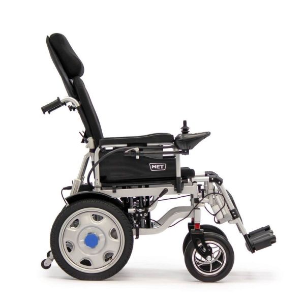 Кресло-коляска с электроприводом MET COMFORT AUTO, артикул 20700, ширина сиденья 45 см, колеса пневматические